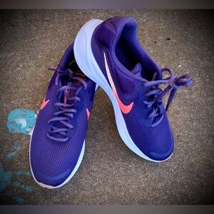 NWT Nike Sz-9.5 Women's Comfort Footbed Classic Shoes Athletic Fitness Everyday